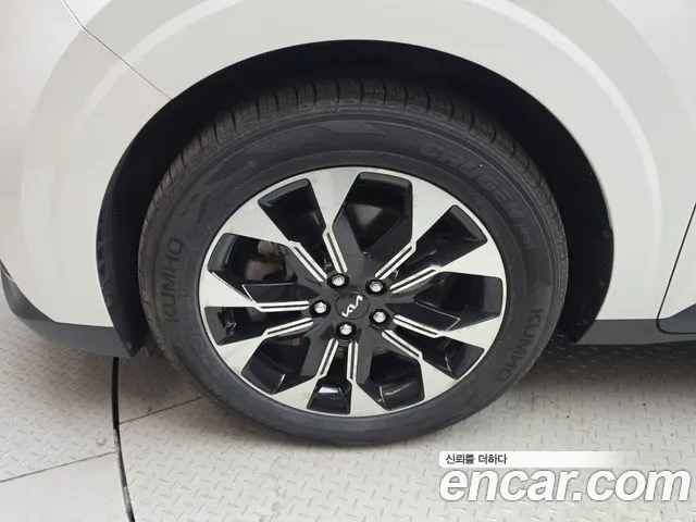 Kia Carnival 4th Gen — Фото автомобиля 5