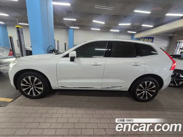 Volvo XC60 2nd Gen — Фото автомобиля 5