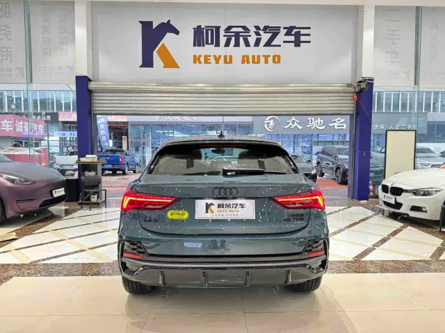 Audi Q3 — Фото автомобиля 17