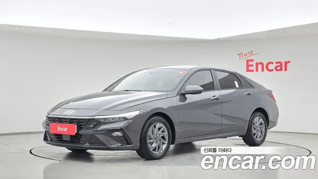 Фотография автомобиля — Hyundai Avante CN7