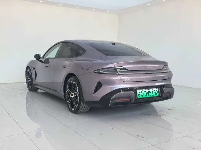 Xiaomi SU7 — Фото автомобиля 13