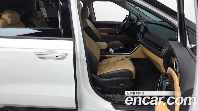 Kia Canival Carnival 4 поколение Бензин 9 мест Noblesse — Фото автомобиля 25