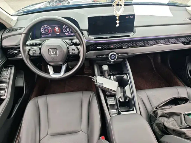 Honda Accord — Фото автомобиля 9