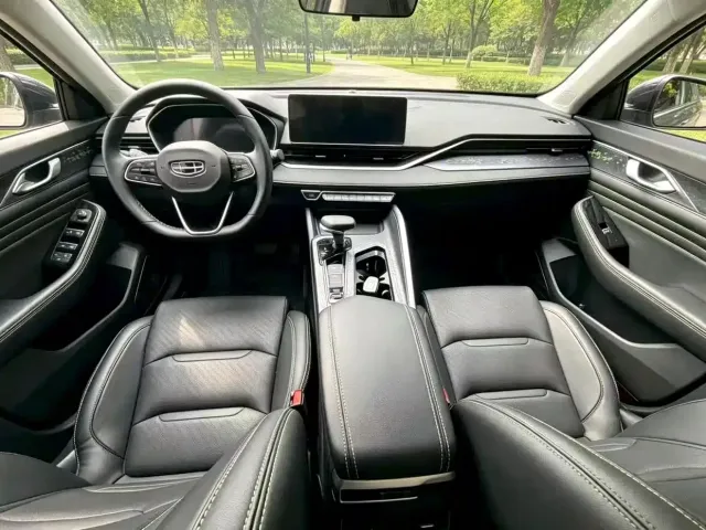 Geely Xingrui — Фото автомобиля 8