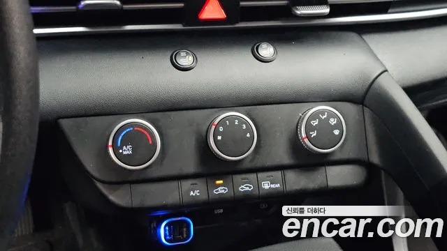 Hyundai AVANTE Avante (CN7) — Фото автомобиля 25