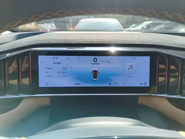 Geely Boyue L — Фото автомобиля 11