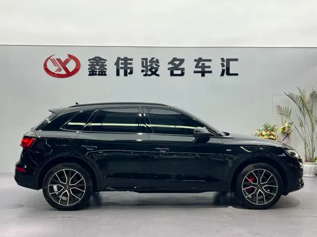 Audi Q5L — Фото автомобиля 5