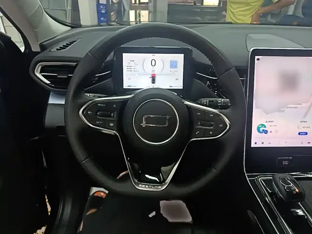 Bestune T90 — Фото автомобиля 10