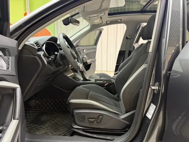 Audi Q3 — Фото автомобиля 7