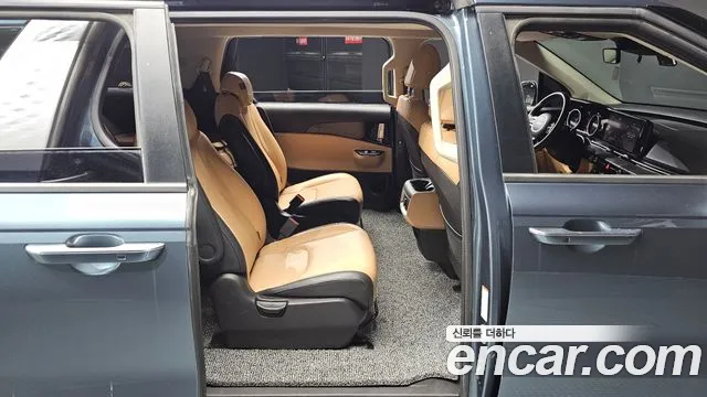 Kia Canival Carnival 4 поколение Дизель 9 мест Prestige — Фото автомобиля 11