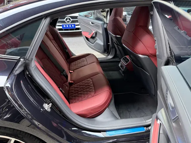 Audi A7L — Фото автомобиля 18