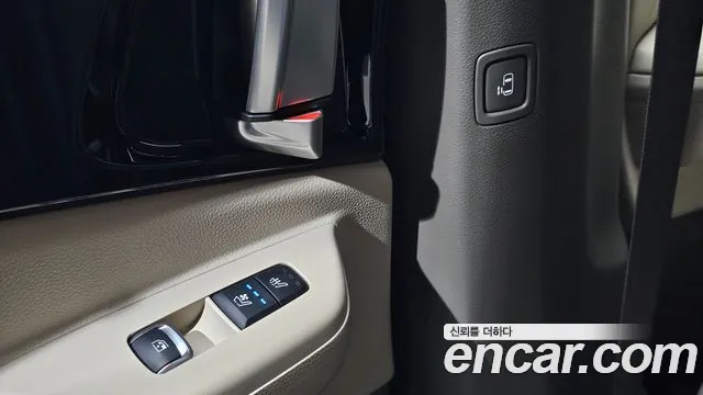 Kia Carnival Generation 4 — Фото автомобиля 25
