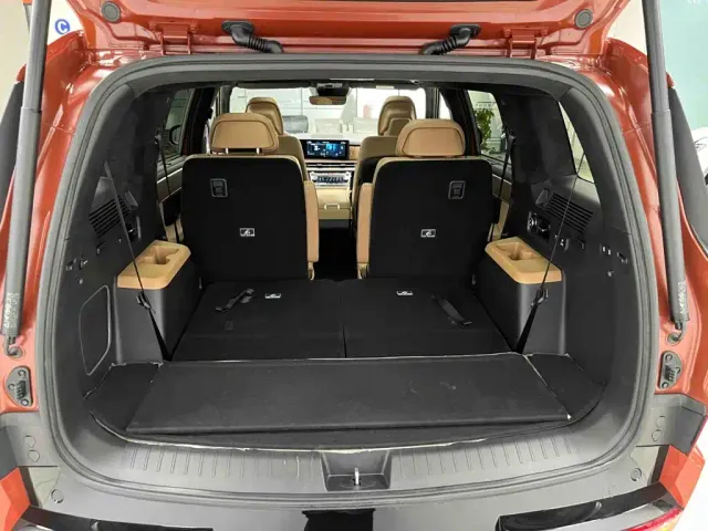 Hyundai Santa Fe — Фото автомобиля 23