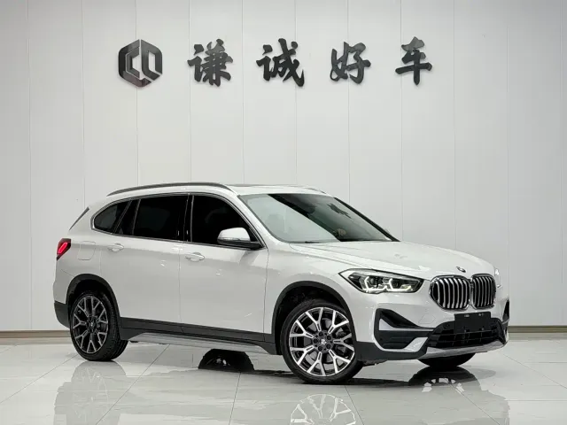 BMW X1 — Фото автомобиля 4