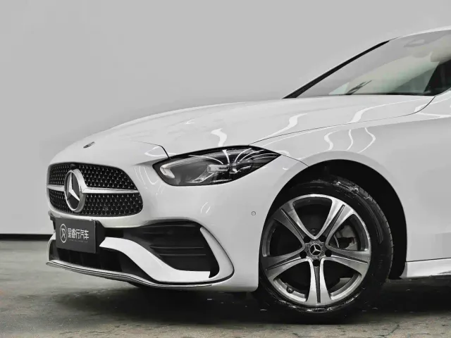 Mercedes-Benz C-Class — Фото автомобиля 17
