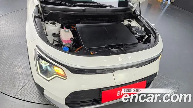 Kia Niro — Фото автомобиля 9