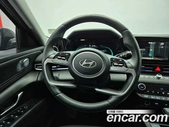 Hyundai Avante CN7 — Фото автомобиля 9
