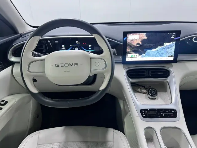 Geely Starry Wish — Фото автомобиля 12