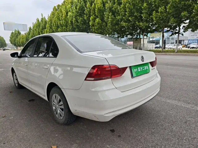 Volkswagen Santana — Фото автомобиля 4