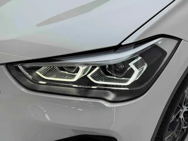 BMW X1 — Фото автомобиля 6