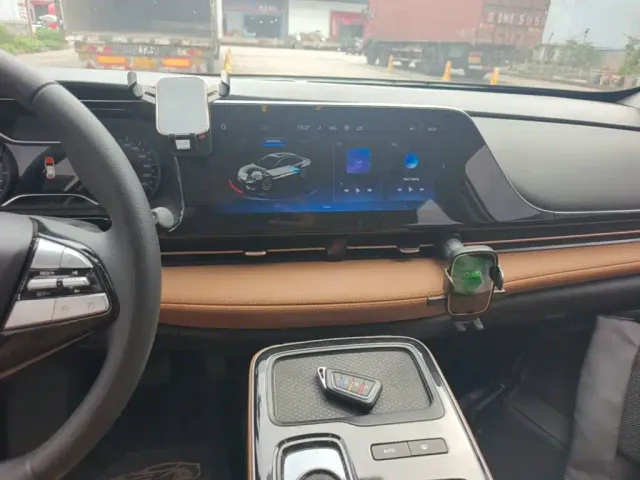 GAC Aion S Plus — Фото автомобиля 12
