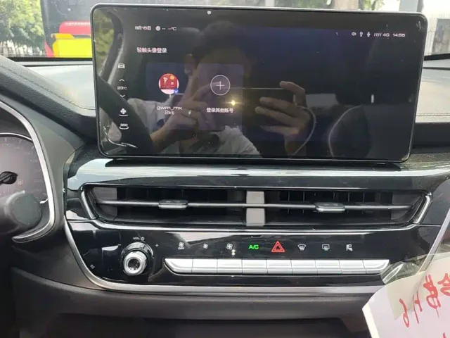 Haval H6 — Фото автомобиля 12