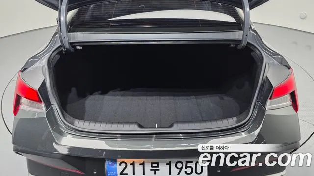 Hyundai Avante CN7 — Фото автомобиля 22