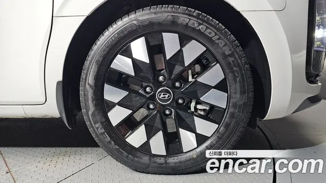 Hyundai Staria — Фото автомобиля 21