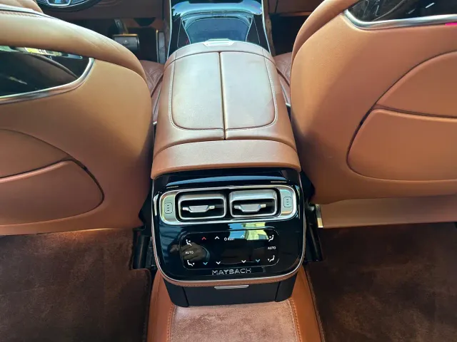 Mercedes-Benz Maybach S-Class — Фото автомобиля 16