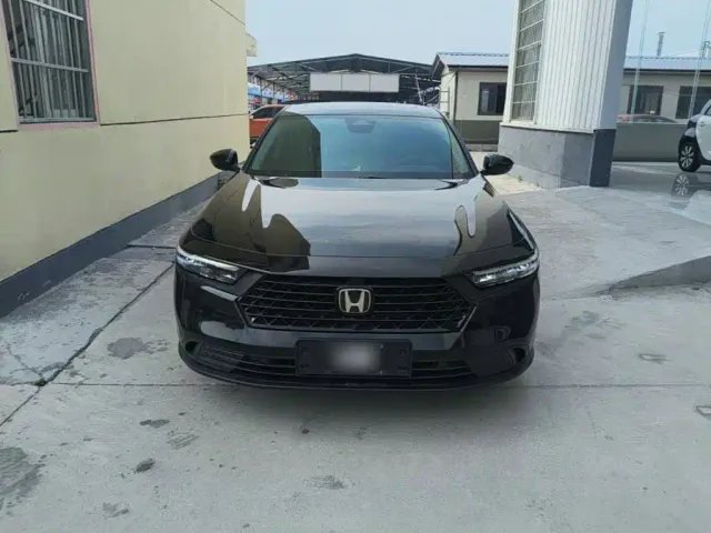 Honda Accord — Фото автомобиля 2