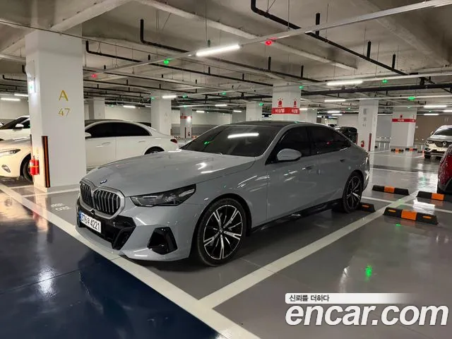 BMW 5 Series G60 — Фото автомобиля 4