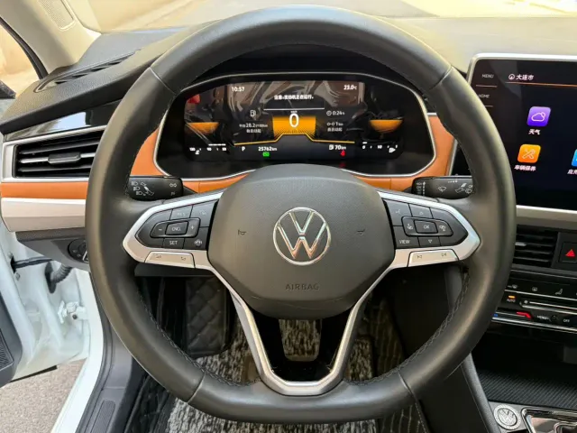 Volkswagen Bora — Фото автомобиля 11