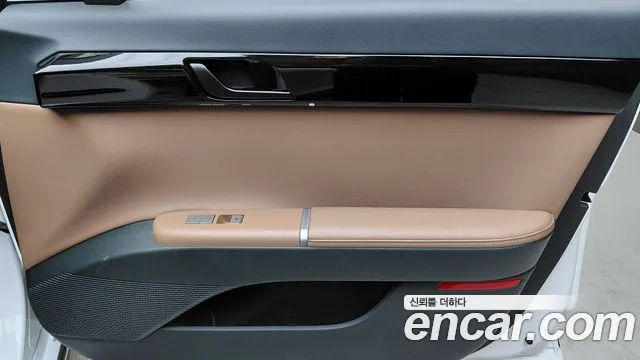 Hyundai Grandeur Grandeur (GN7) 2.5 Бензин 2WD — Фото автомобиля 6