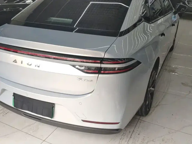 Aion AION S Plus 2022 80 Tech Edition — Фото автомобиля 7