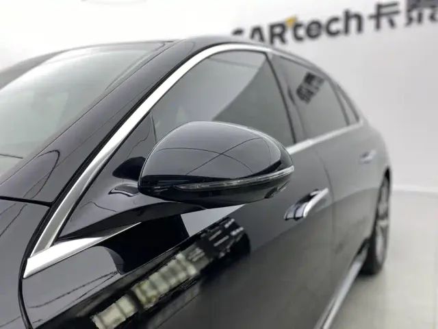 Mercedes-Benz E-Class — Фото автомобиля 13