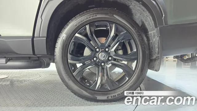KG_Mobility_Ssangyong Rexton Новый Rexton Sport Дизель 2.2 4WD — Фото автомобиля 21