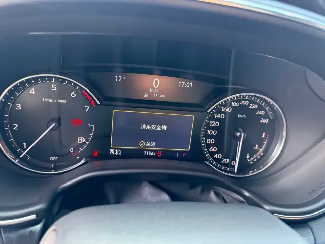Cadillac CT5 — Фото автомобиля 22