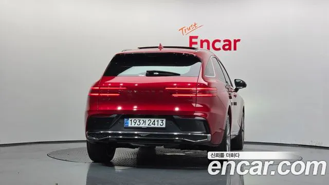 Genesis GV70 — Фото автомобиля 4