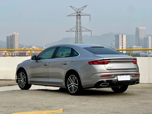 Geely Xingrui — Фото автомобиля 7