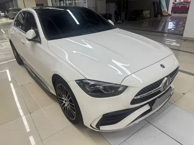 Mercedes-Benz C-Class — Фото автомобиля 3