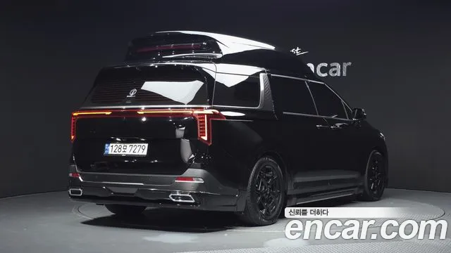 Kia Carnival Generation 4 — Фото автомобиля 2