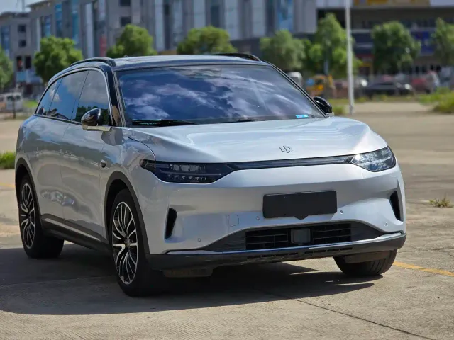 Leapmotor C11 — Фото автомобиля 3