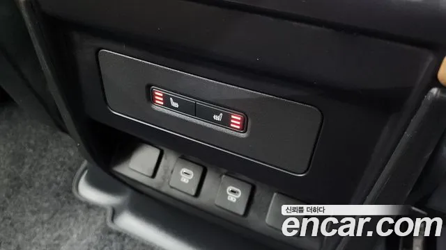 Land Rover Defender Defender (L663) 110 P300 X-Dynamic SE — Фото автомобиля 19