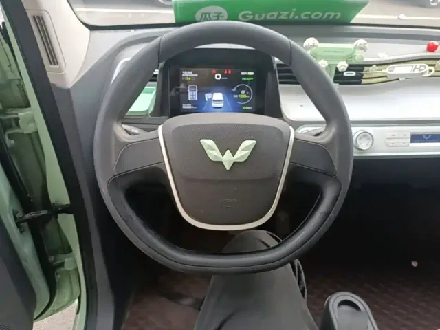 Wuling Hongguang Mini EV — Фото автомобиля 10