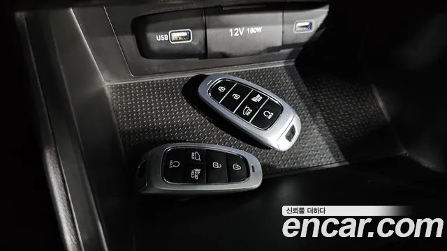Hyundai Tucson Tucson (NX4) Дизель 2.0 2WD — Фото автомобиля 8