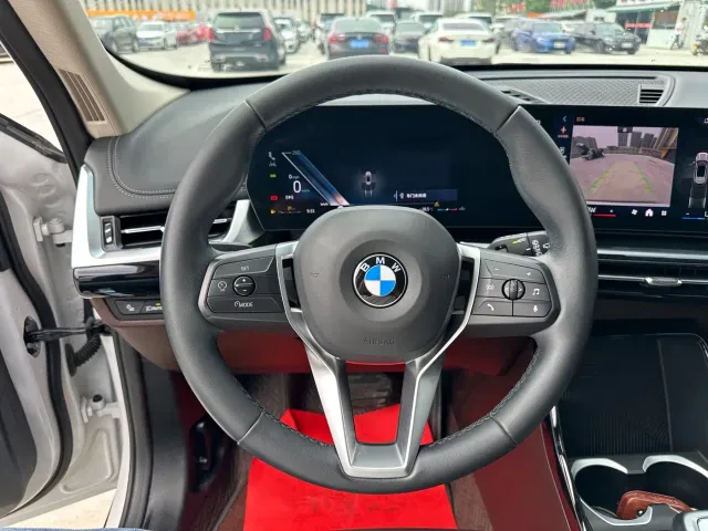 BMW X1 — Фото автомобиля 14