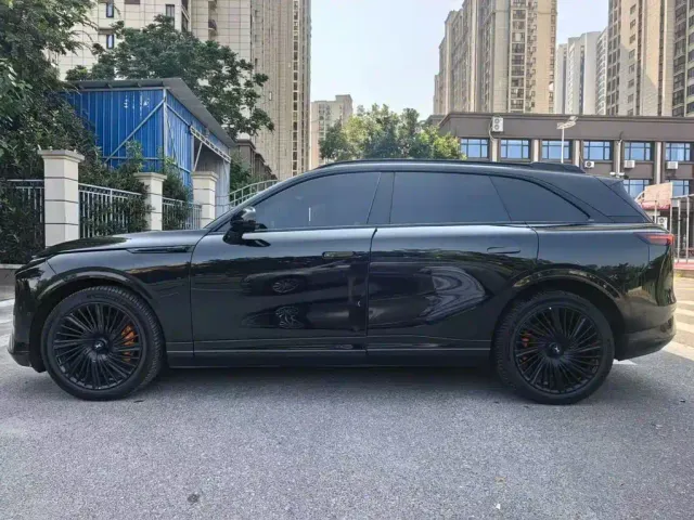 Xpeng G9 — Фото автомобиля 11