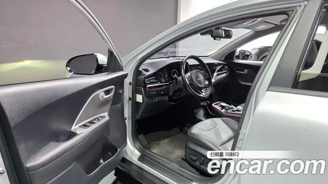 Kia Niro Niro Plus Air — Фото автомобиля 10