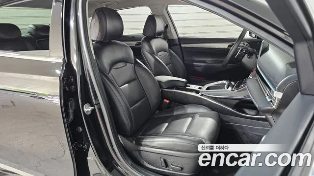 Hyundai Grandeur Grandeur (New) Hybrid — Фото автомобиля 16