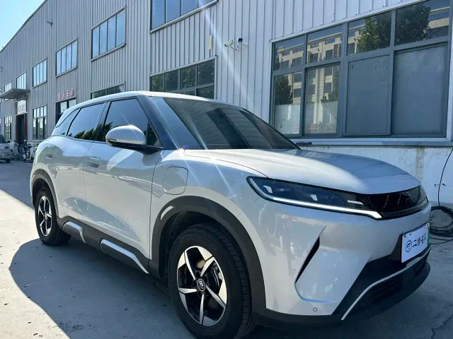 BYD Yuan UP — Фото автомобиля 3